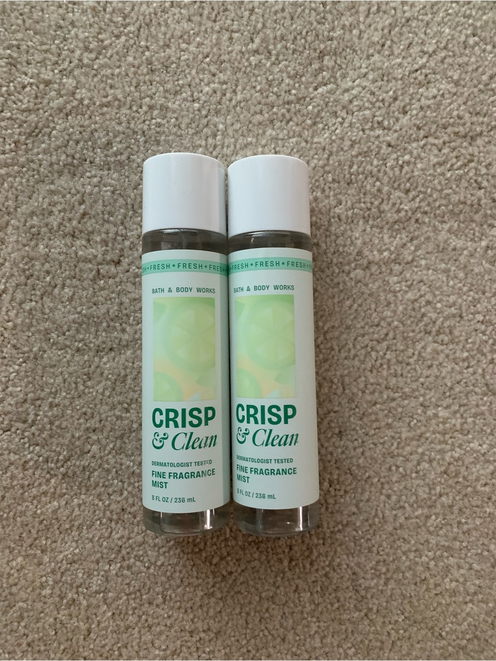 Bath & Body Works Crisp & Clean Fine Fragrance Mist - Mint Green & White